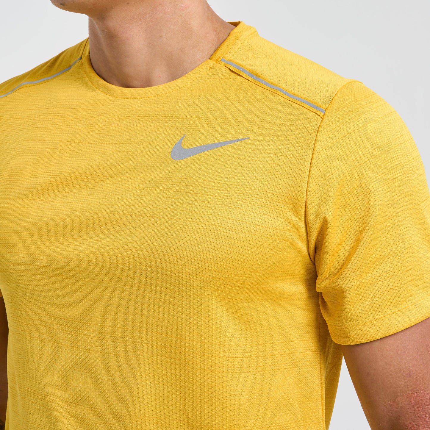 Nike Miler Tee Yellow