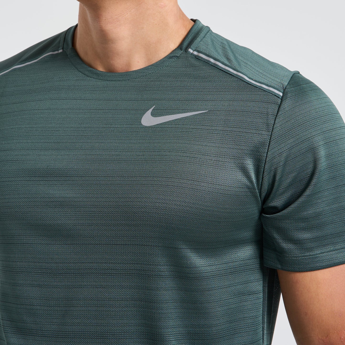 Nike Miler Tee Ash Green